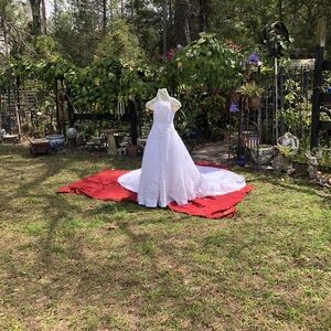 Dazzling wedding Dress A Princes On Your Special Day Mon Cheri Dress Plus A Veil